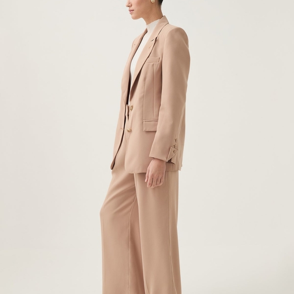 Aje Bonnie Tailored Jacket - Picture 3 of 11